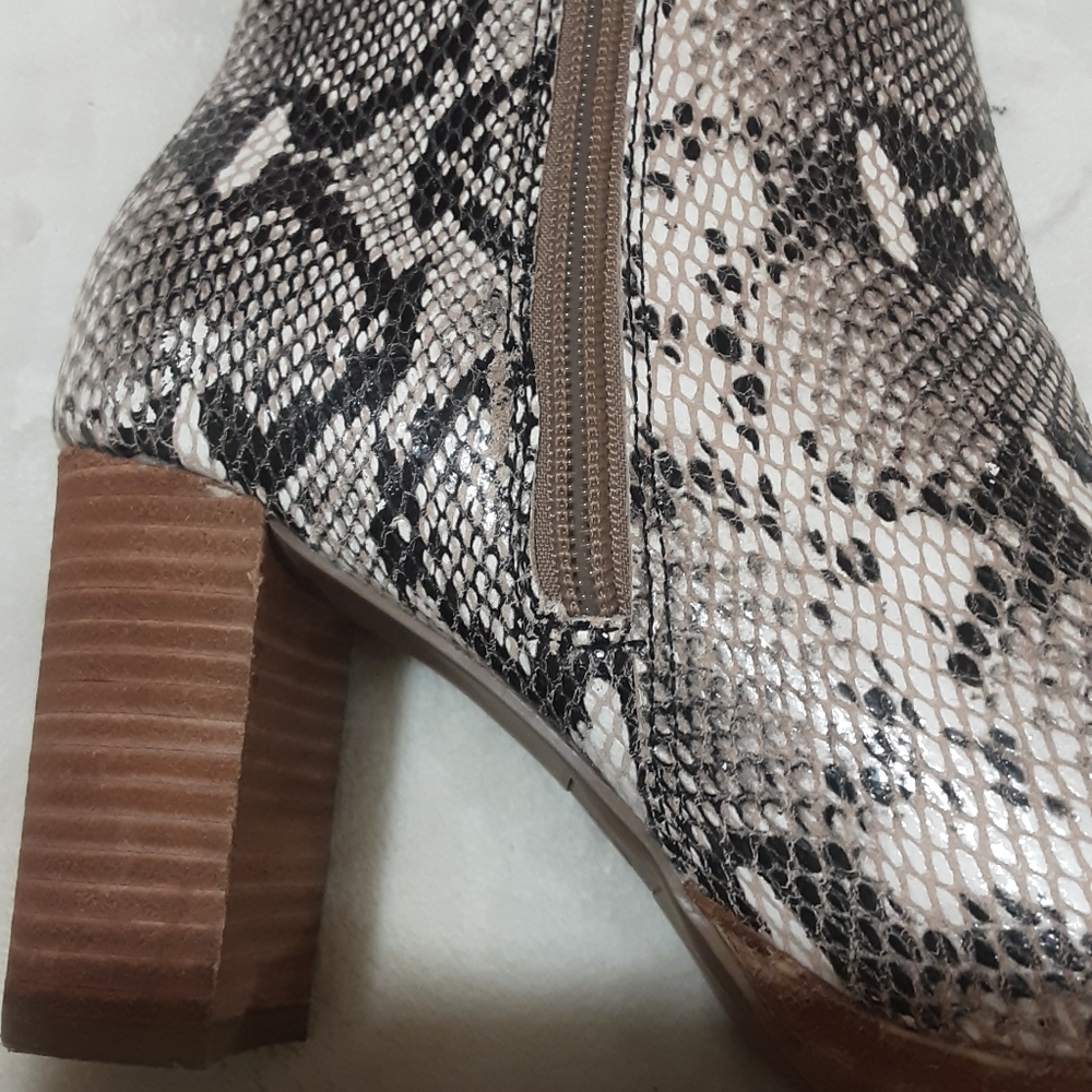 American Rag boots - Picture 4 of 10